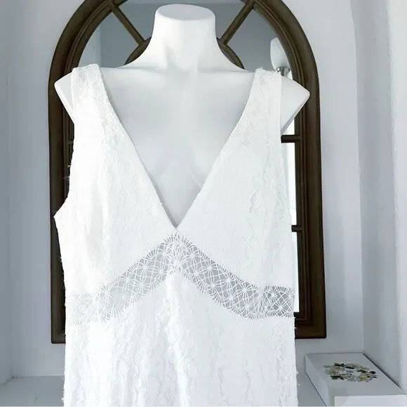 GALINA V-Neck Lace Illusion Wedding Dress, White, NWT, Size 20W - Picture 7 of 14
